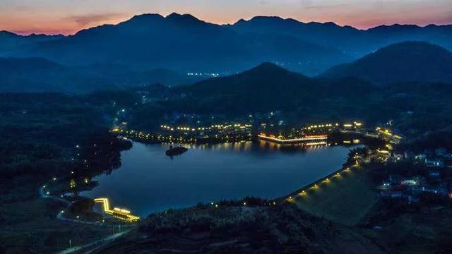 如何用“夜經(jīng)濟(jì)”激活鄉(xiāng)村旅游?