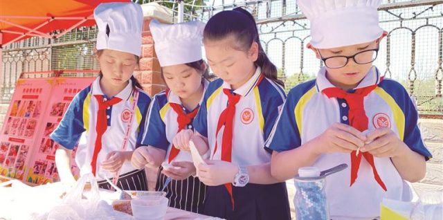 美食少年打擂臺 勞動教育活起來