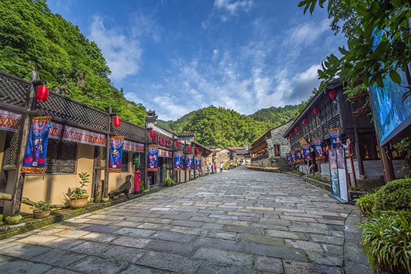 這家“不圖掙錢(qián)”鄉(xiāng)村民宿，3年從未做線上付費(fèi)推廣卻火得一塌糊涂