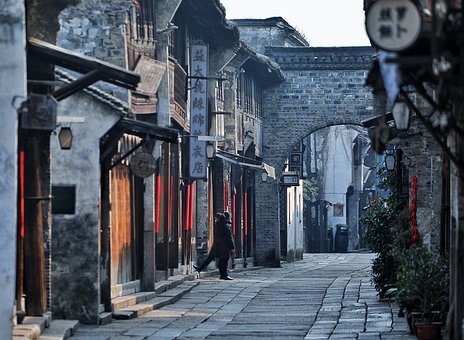 將“劇本殺”更名為“劇本秀”，推動(dòng)文化產(chǎn)業(yè)多元化差異化發(fā)展